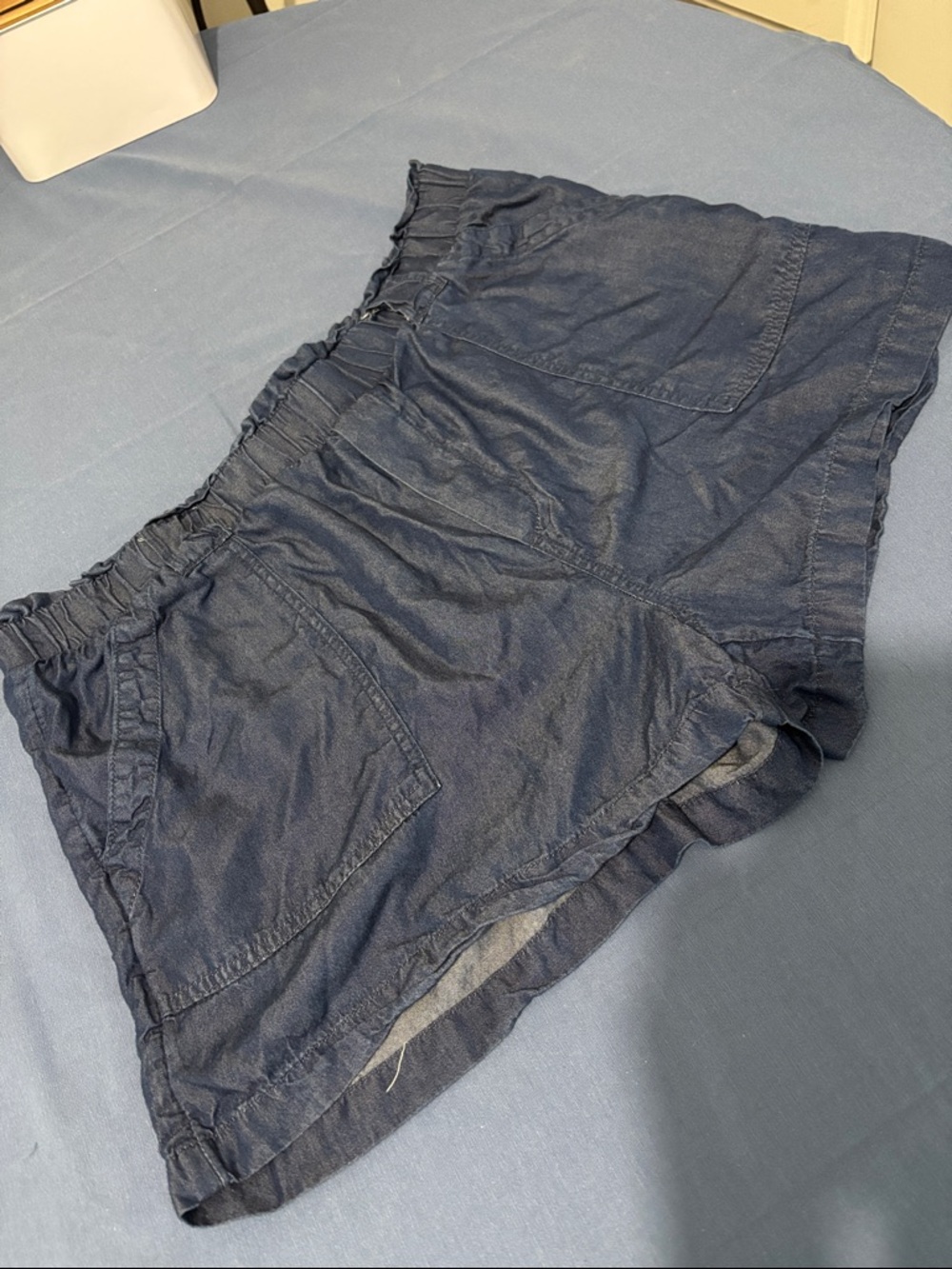 Time and Tru Dark Navy Elastic waist Shorts with Front Pockets